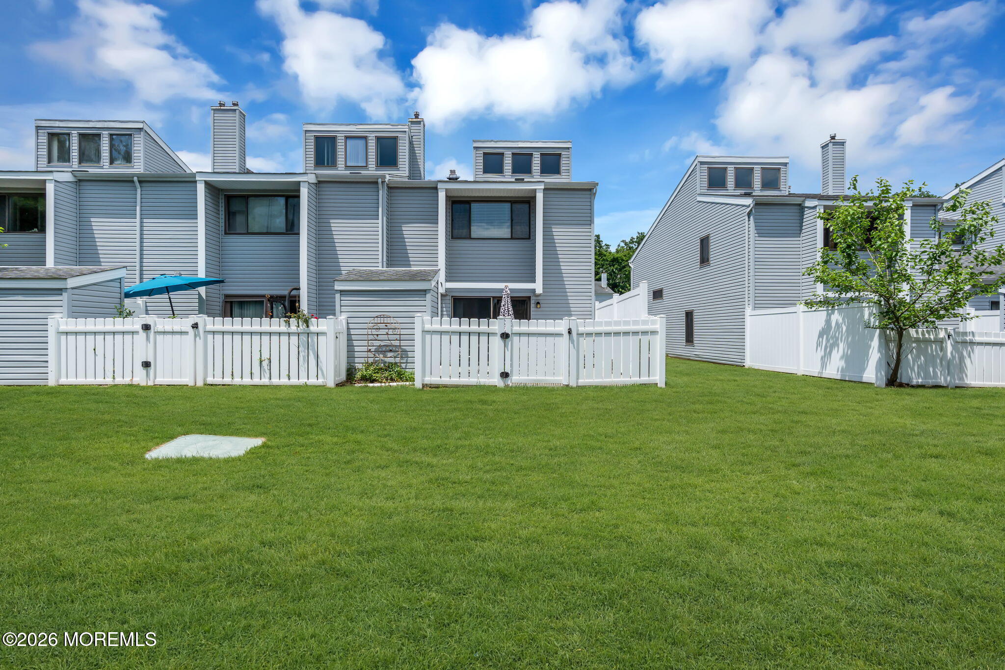6 Beverly Court