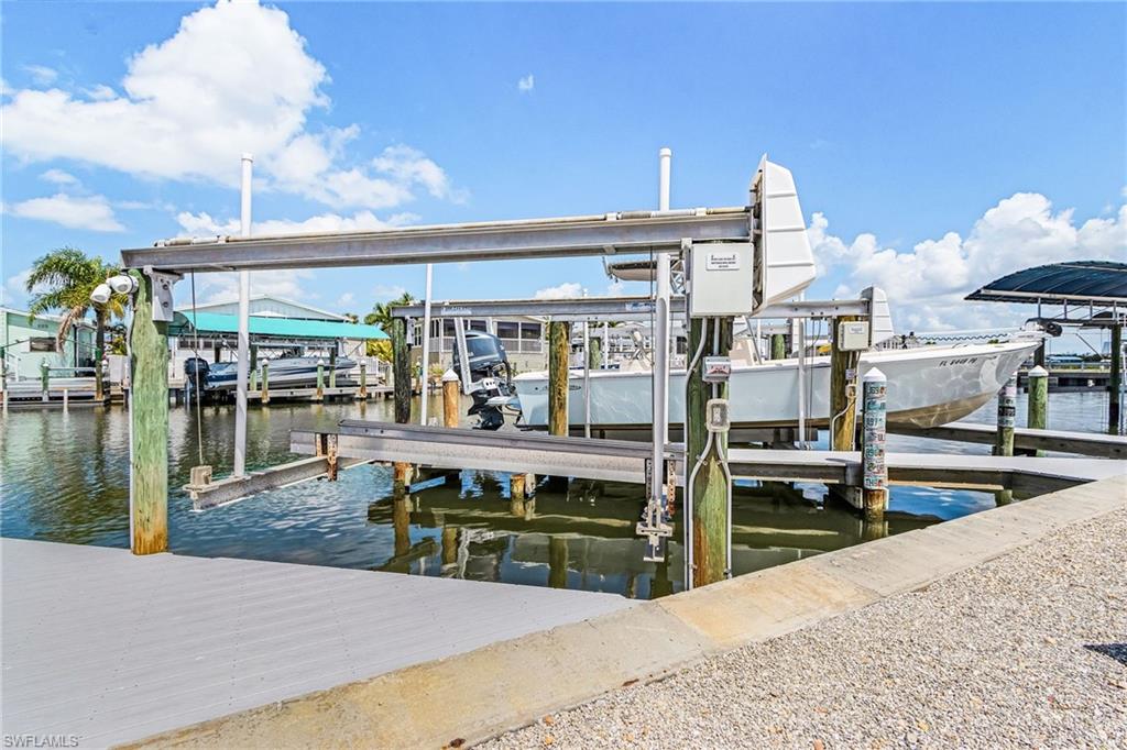 3019 Bowsprit LN