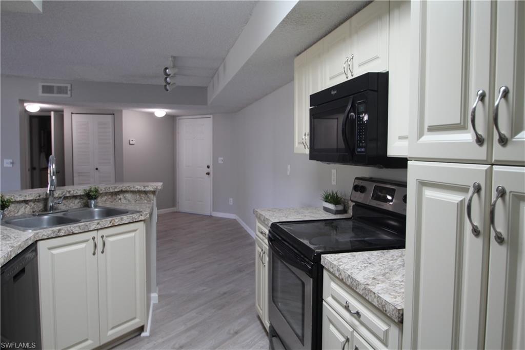 13615 Eagle Ridge DR # 1611