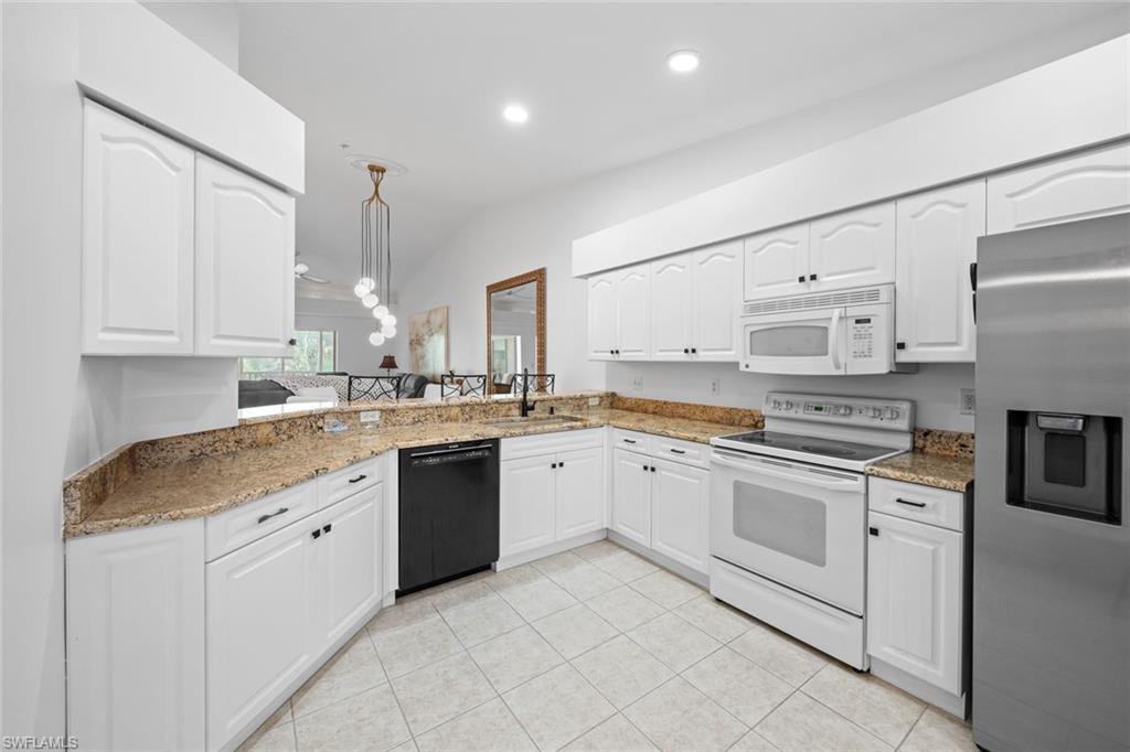 26180 Clarkston DR # 201