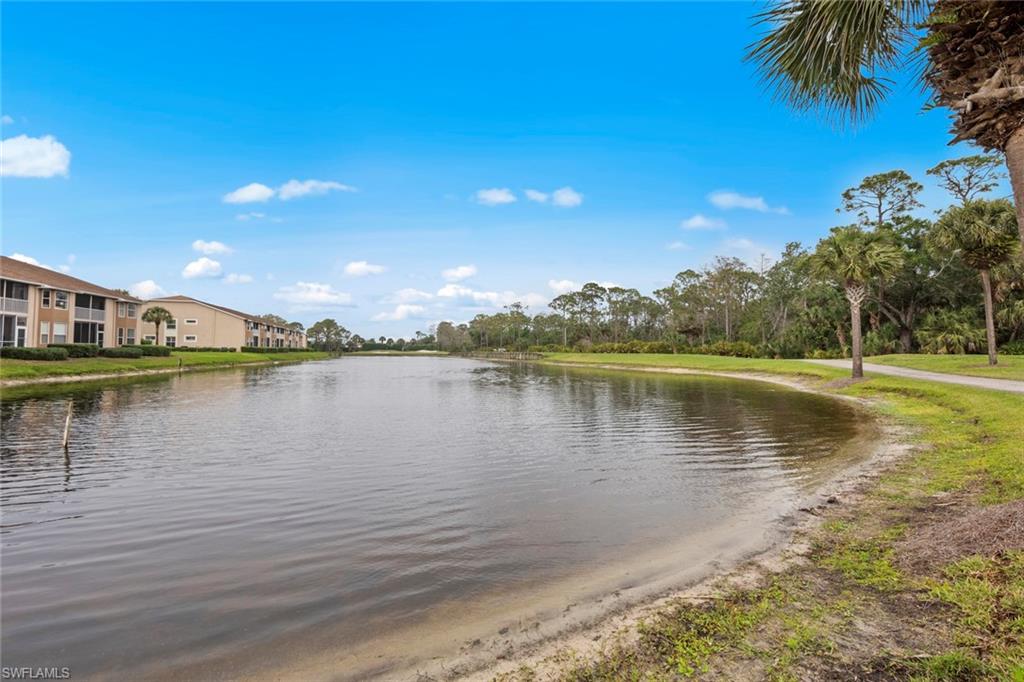 26180 Clarkston DR # 201