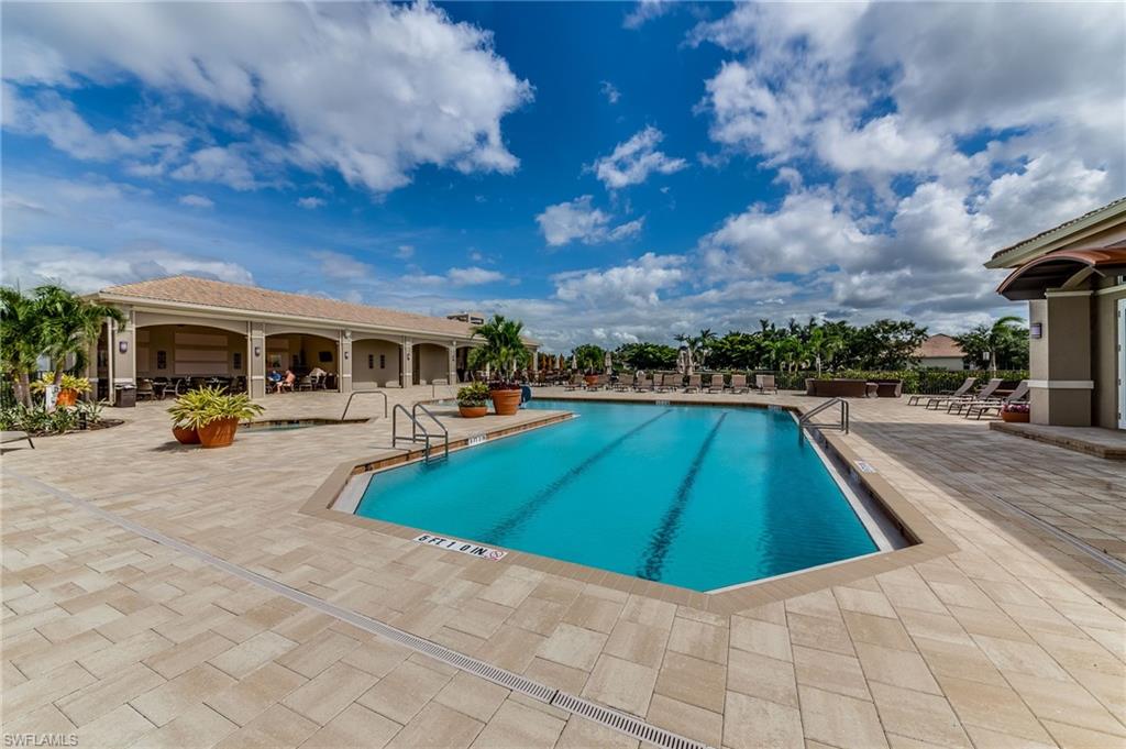 23600 Wisteria Pointe DR 901