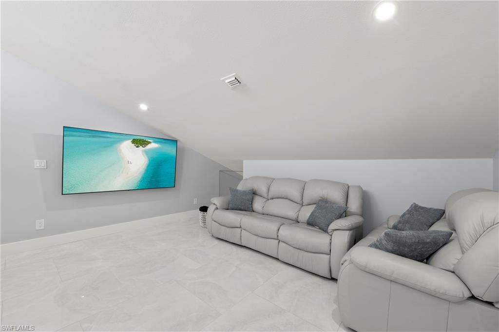 8765 Lateen LN # 203