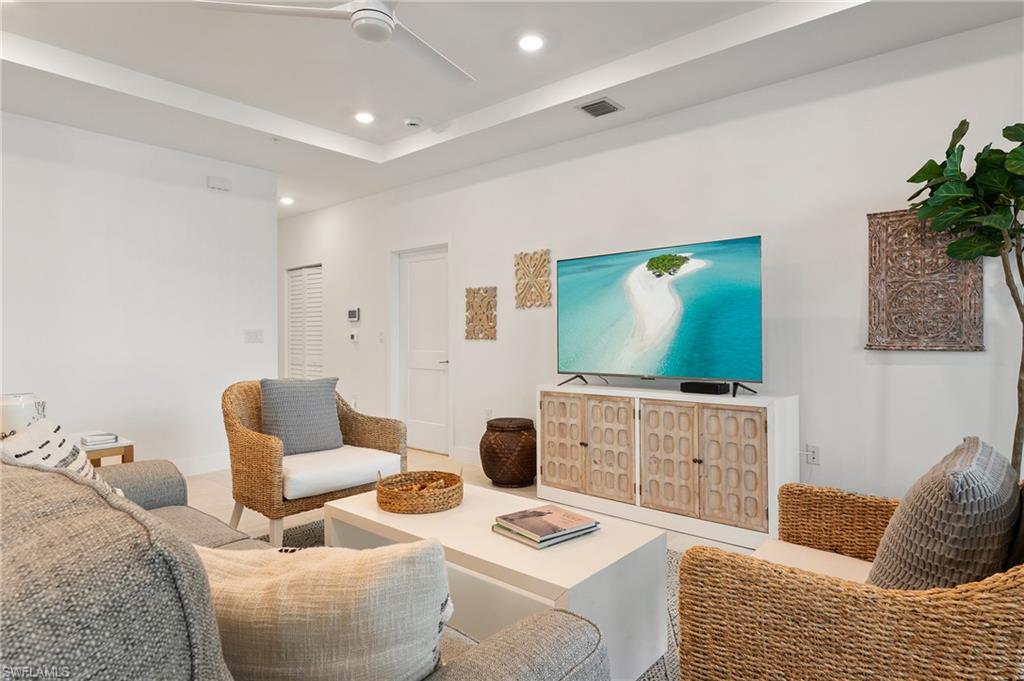 26401 Coco Cay CIR, BONITA SPRINGS