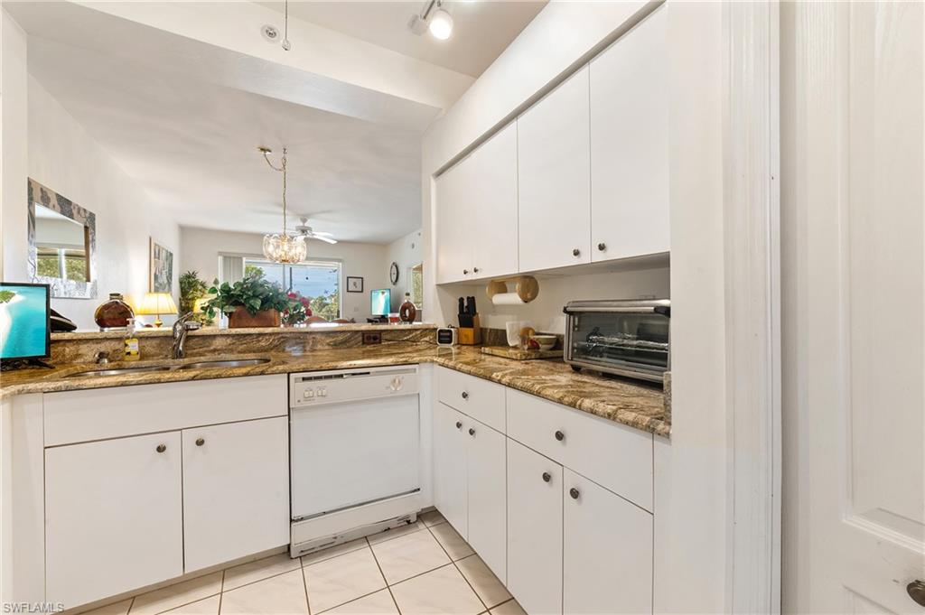 9300 Highland Woods BLVD # 3206