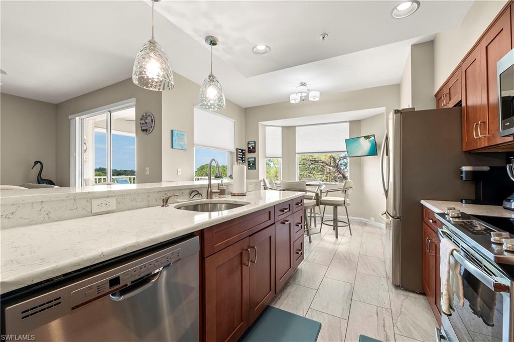 9350 Highland Woods BLVD # 4401