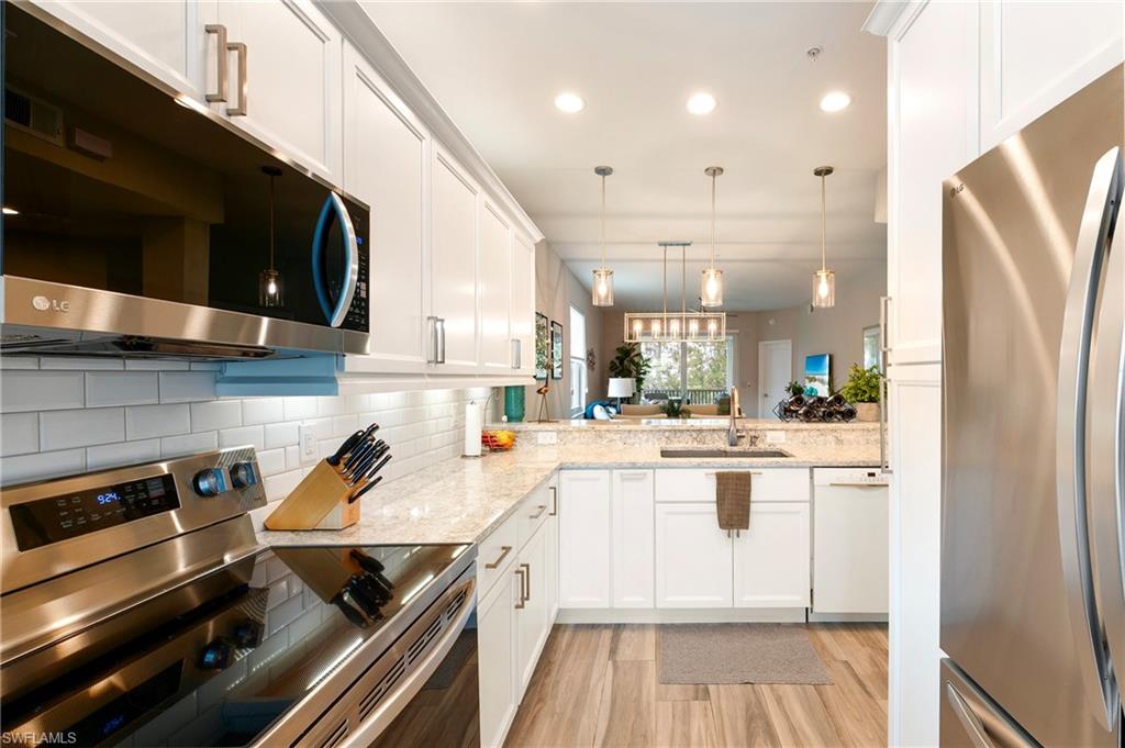 9450 Highland Woods BLVD # 6301