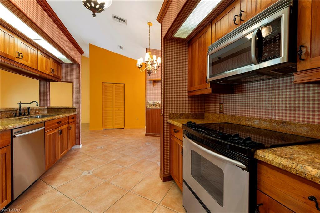 25151 Fairway Dunes CT