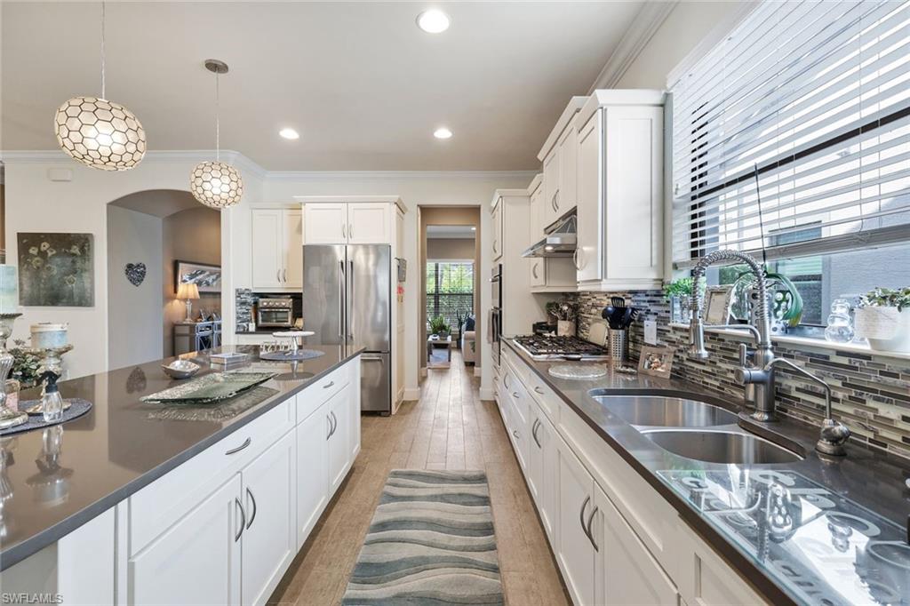 16345 Camden Lakes CIR