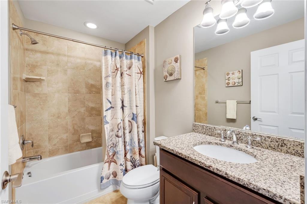 16345 Camden Lakes CIR