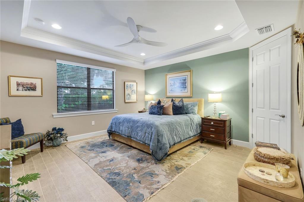 16345 Camden Lakes CIR