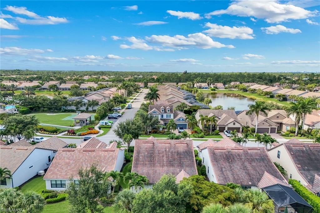 16345 Camden Lakes CIR