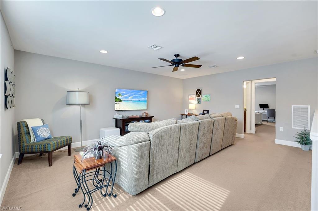 16345 Camden Lakes CIR