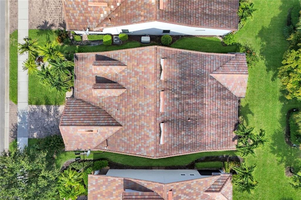 16345 Camden Lakes CIR