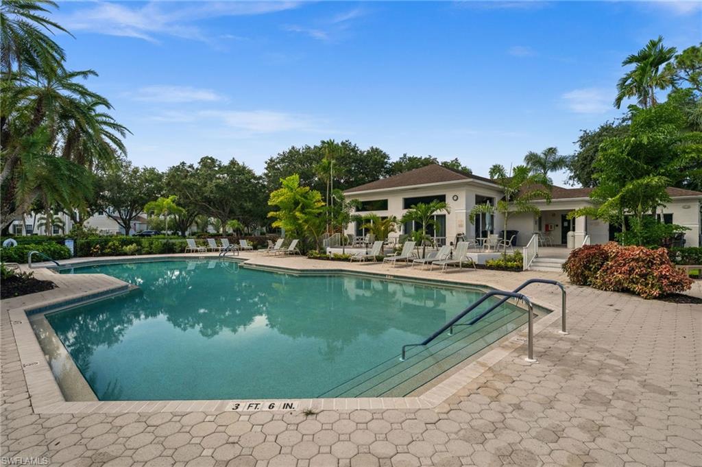 25711 Lake Amelia WAY 102