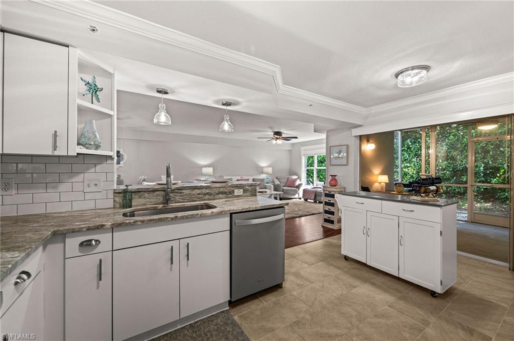 25711 Lake Amelia WAY 102