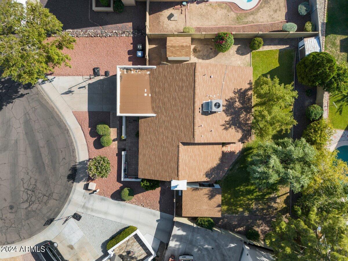 19226 N 43RD Drive