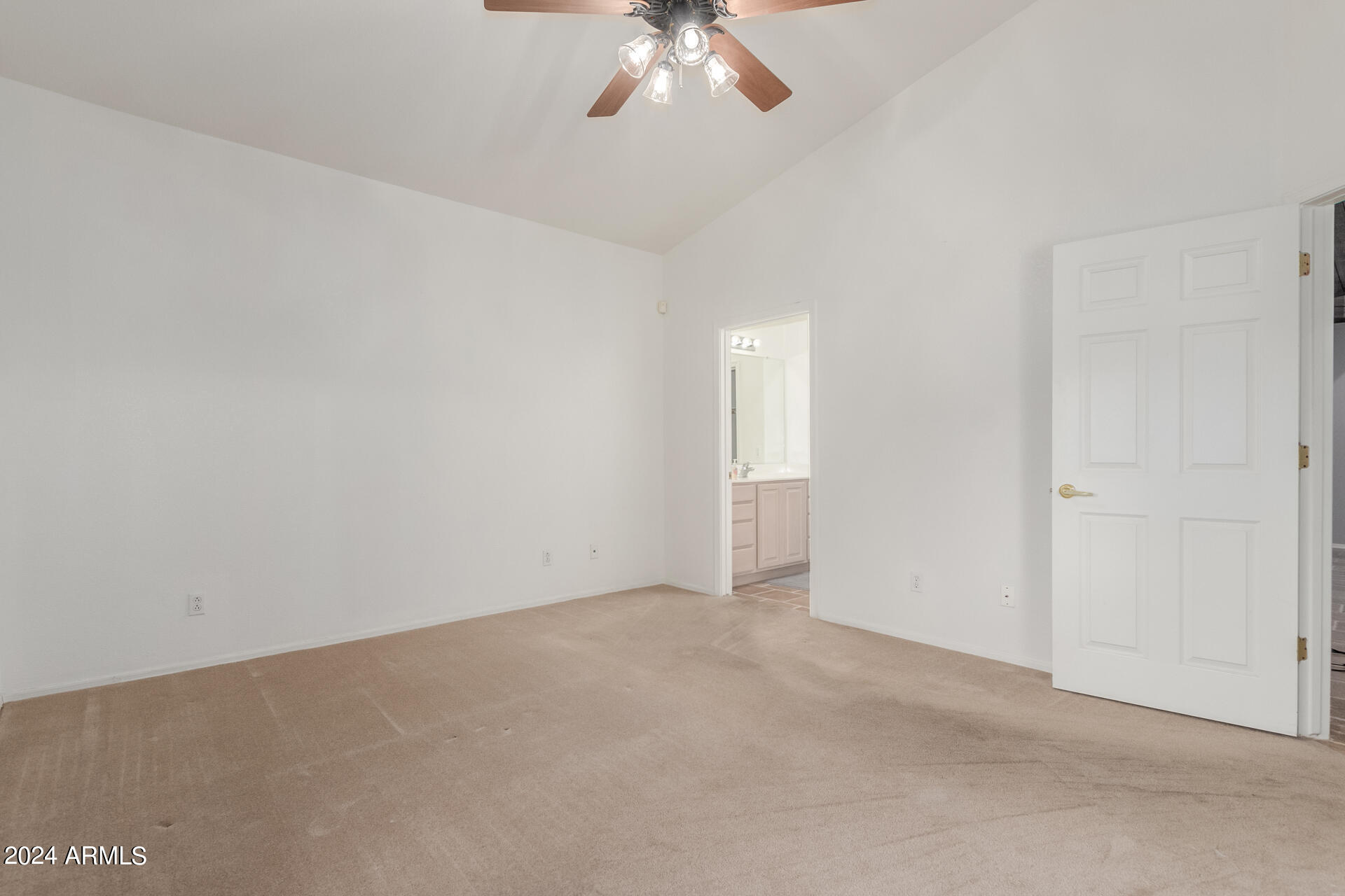 3220 E MALDONADO Drive