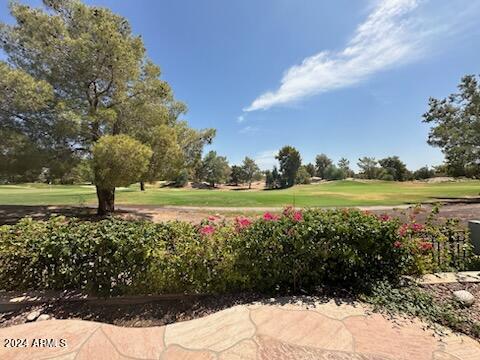 3220 E MALDONADO Drive