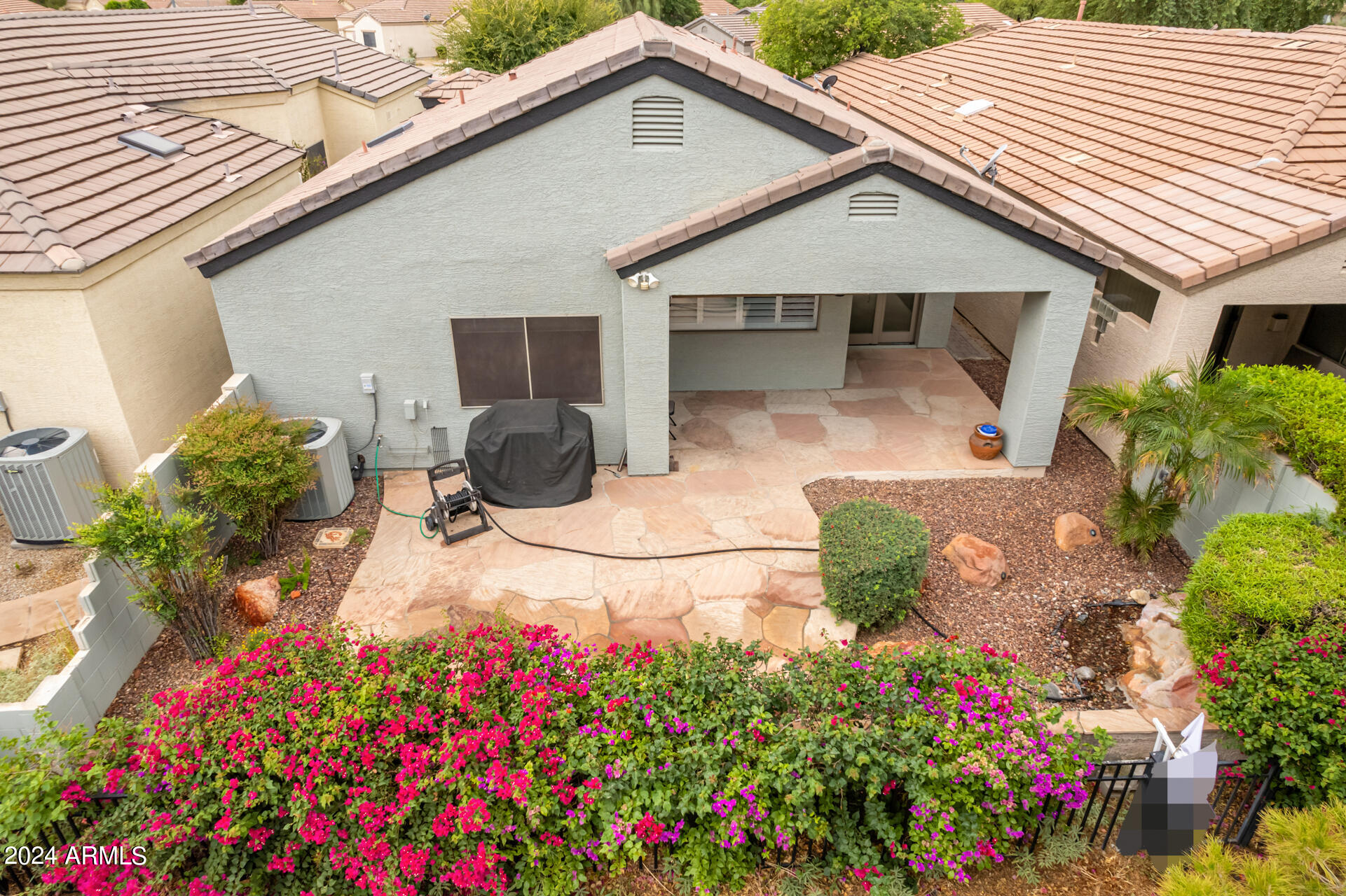 3220 E MALDONADO Drive