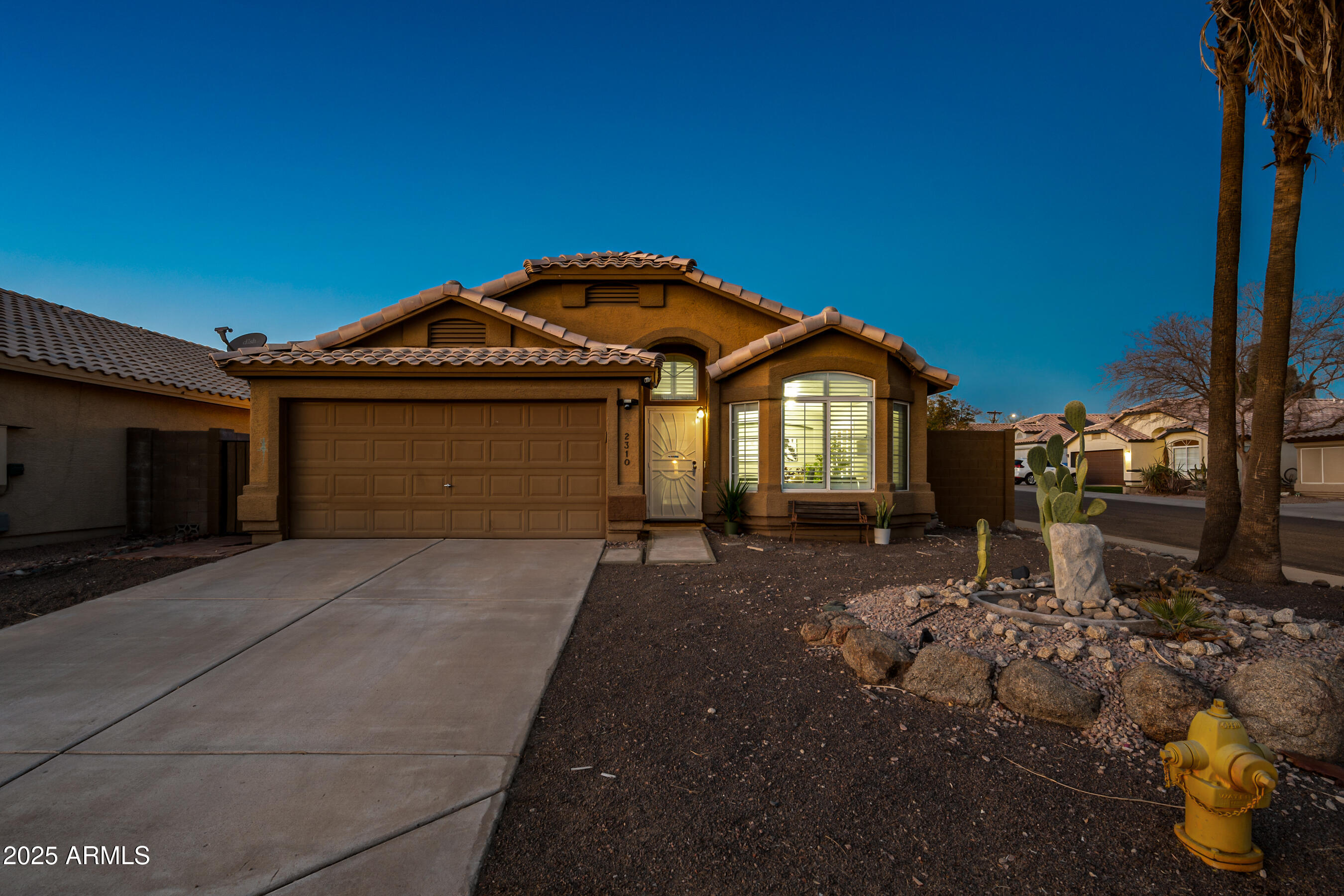2310 E Siesta Lane