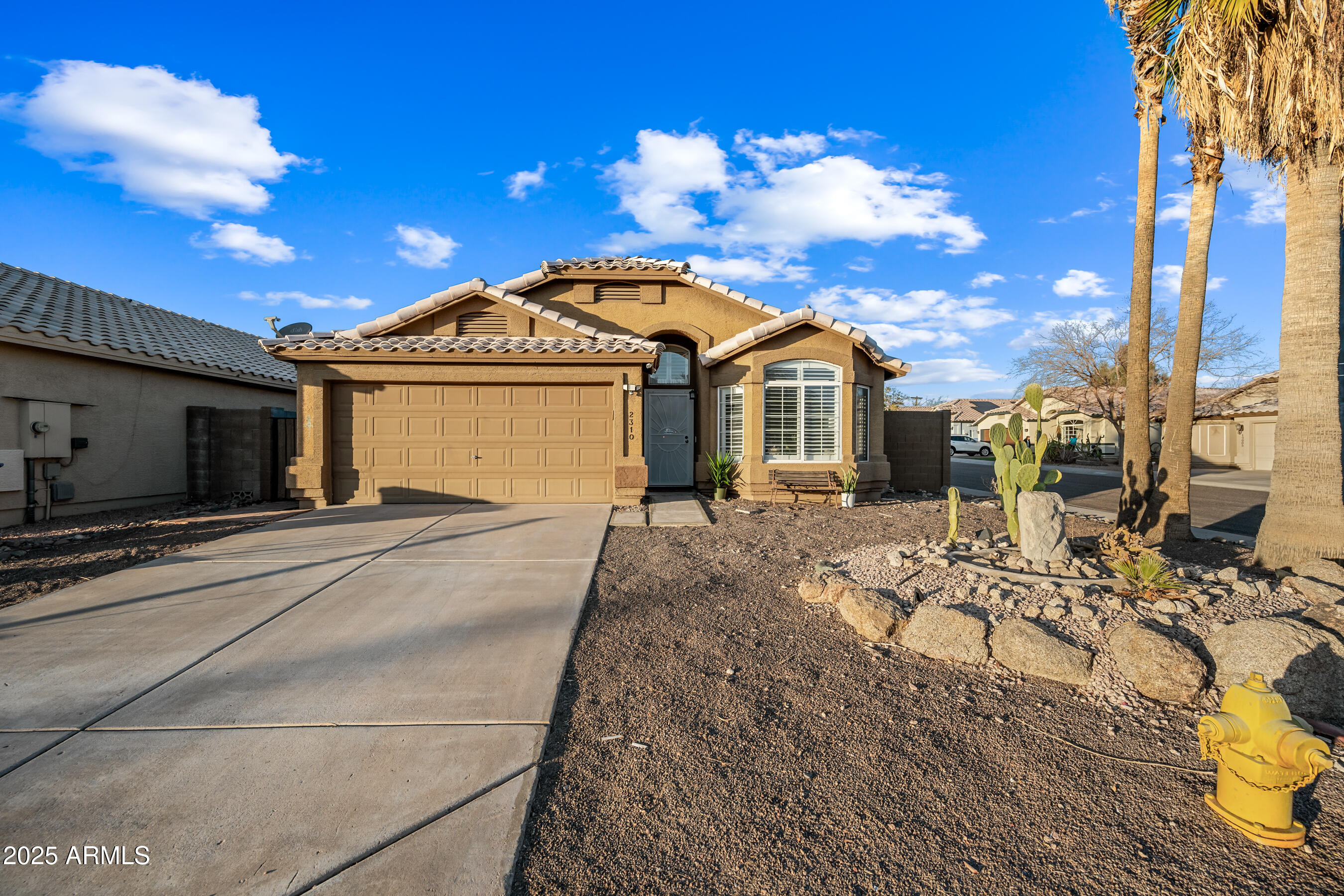 2310 E Siesta Lane