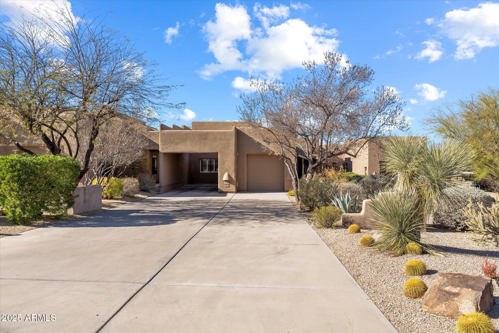 9221 E WHITETHORN Circle