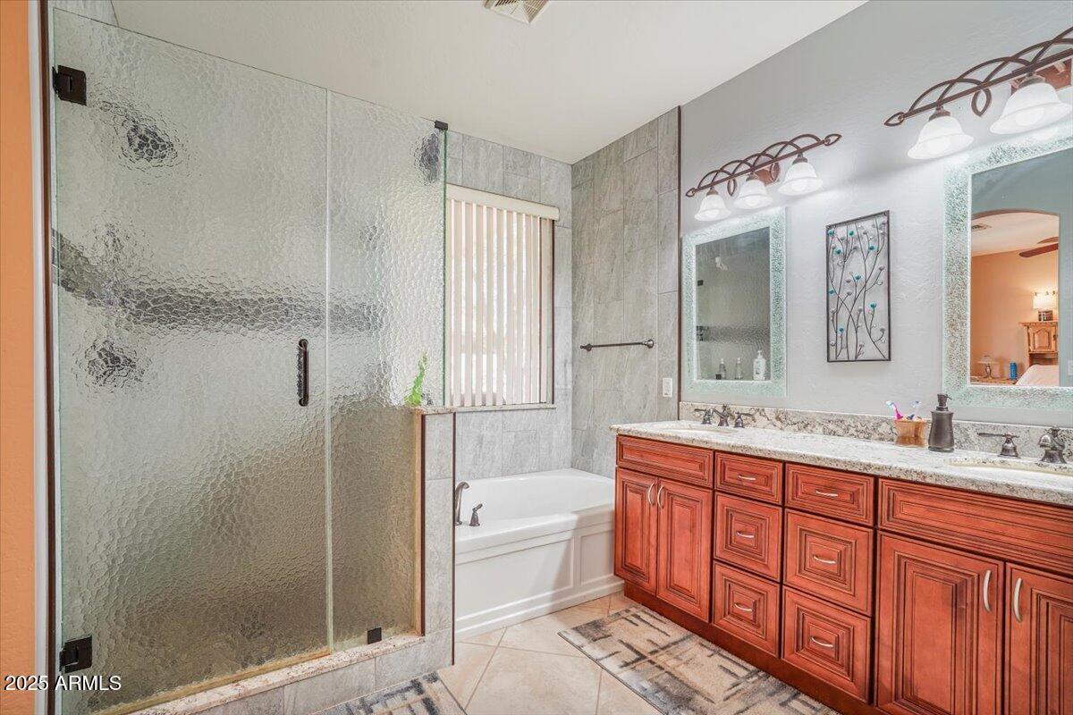 1145 E WINCHESTER Place