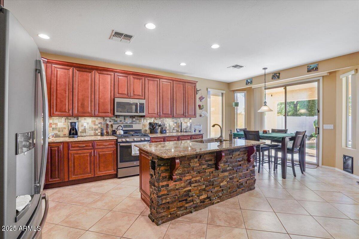 1145 E WINCHESTER Place