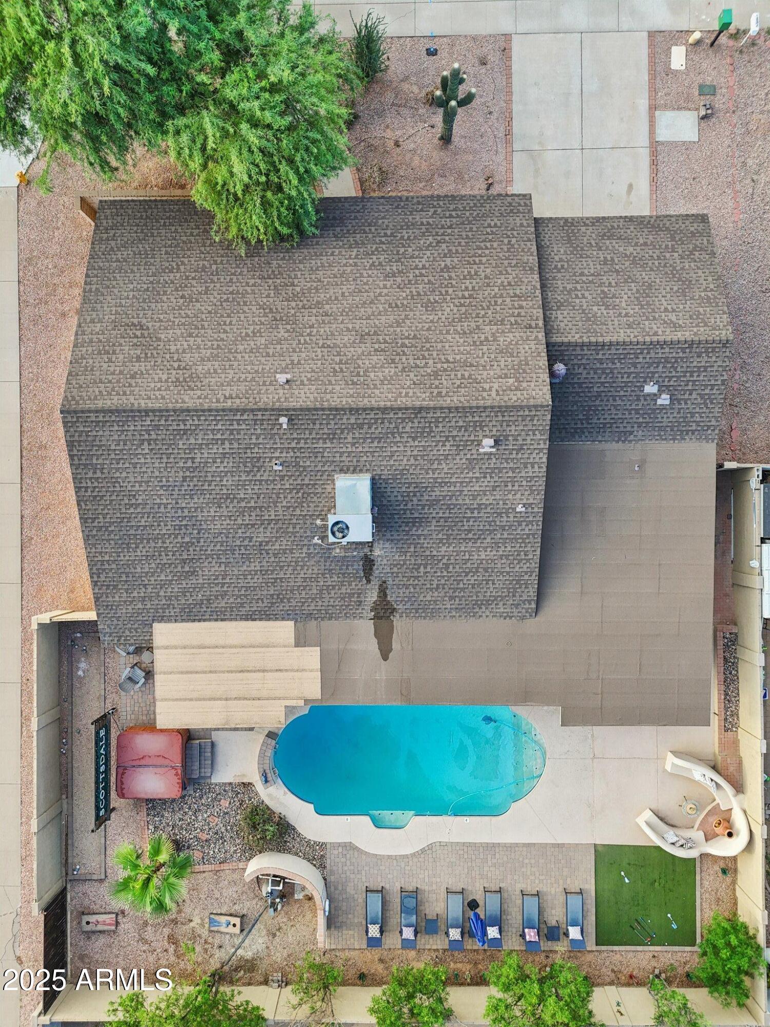 8819 E ALTADENA Avenue