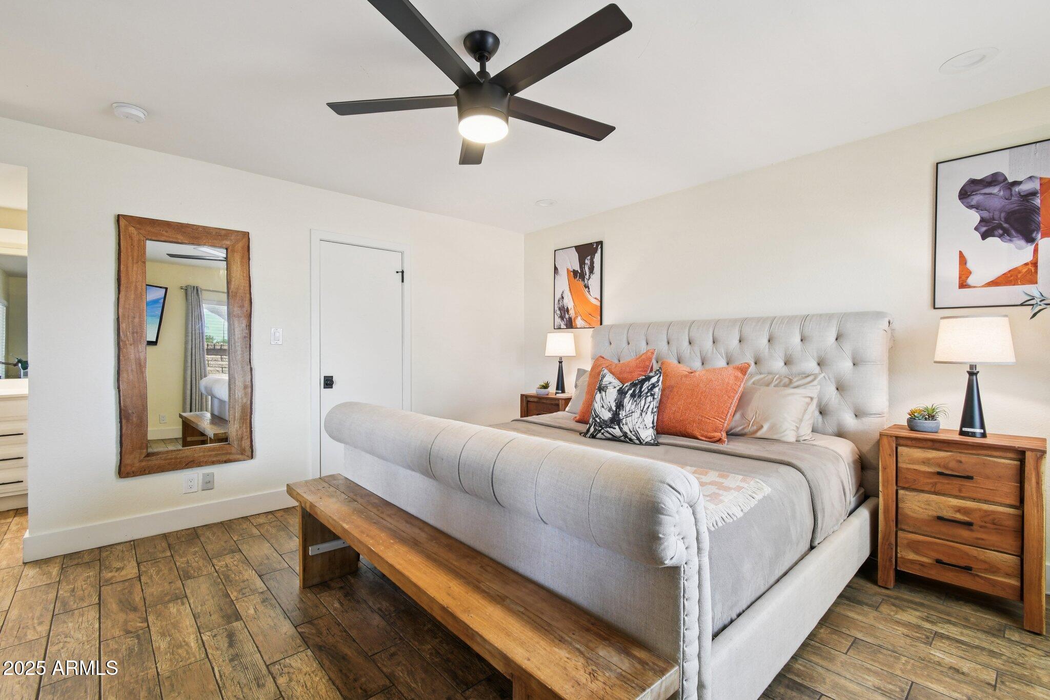 8819 E ALTADENA Avenue