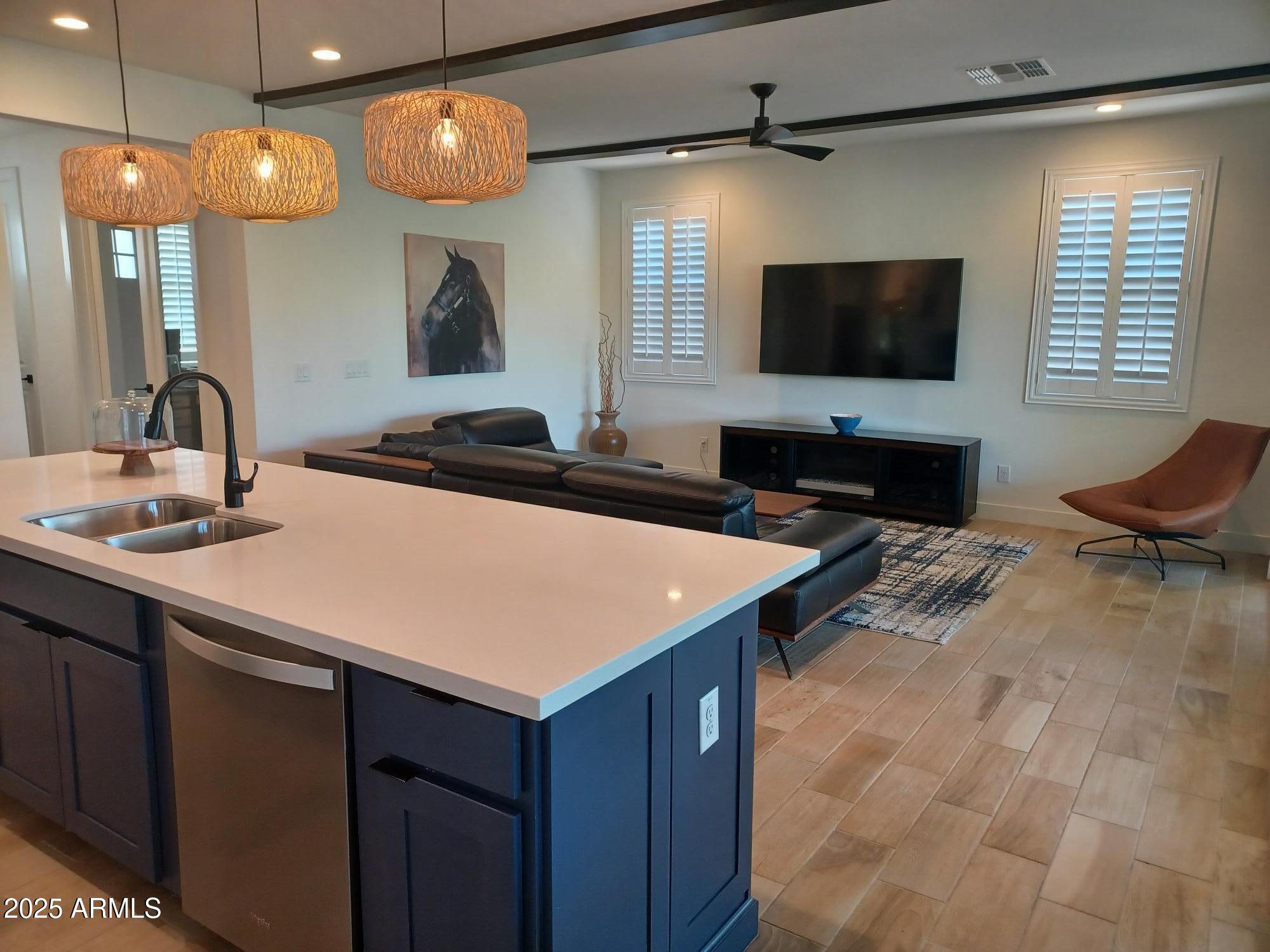 11640 N SAN CLEMENTE Street