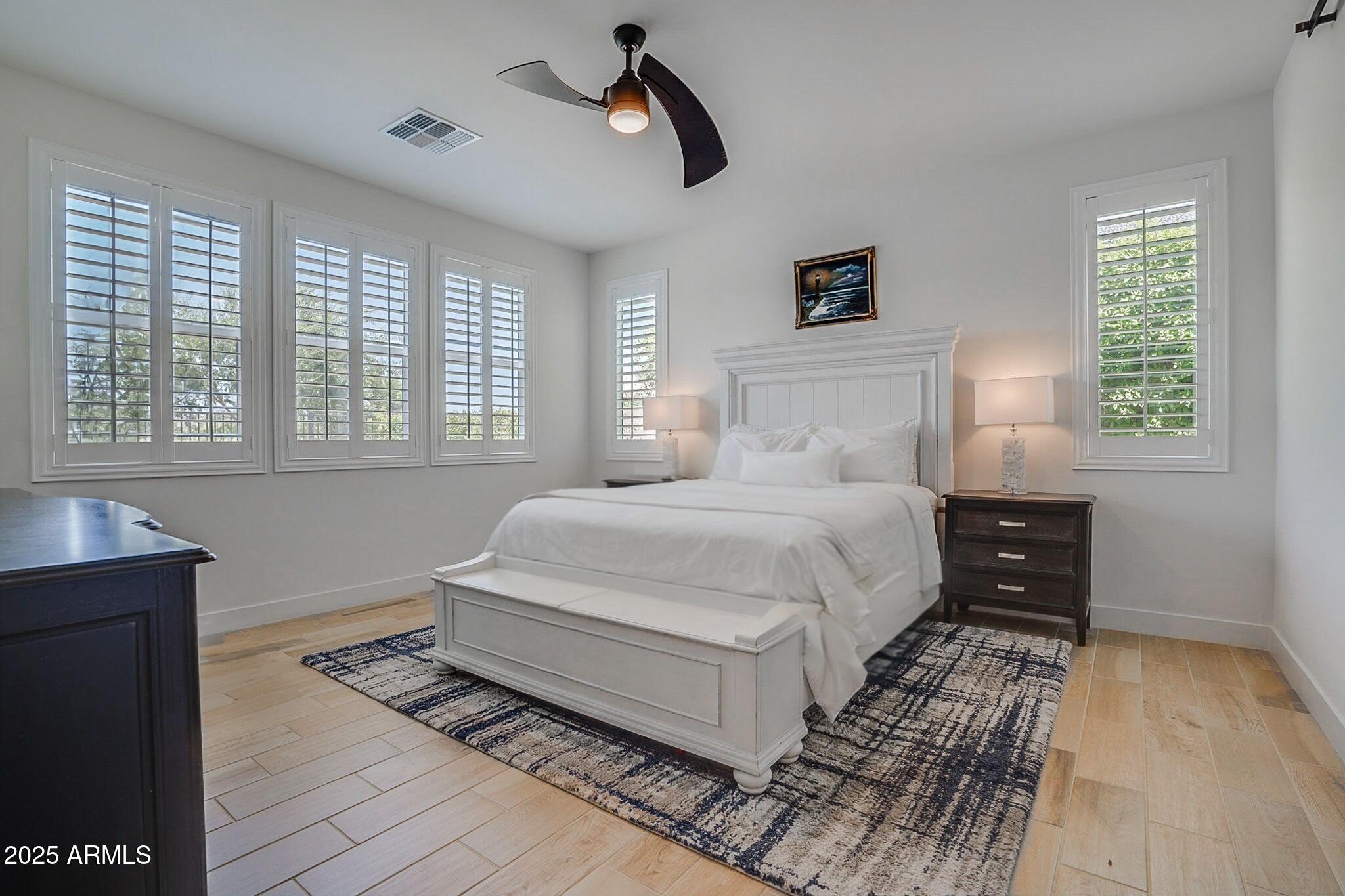 11640 N SAN CLEMENTE Street