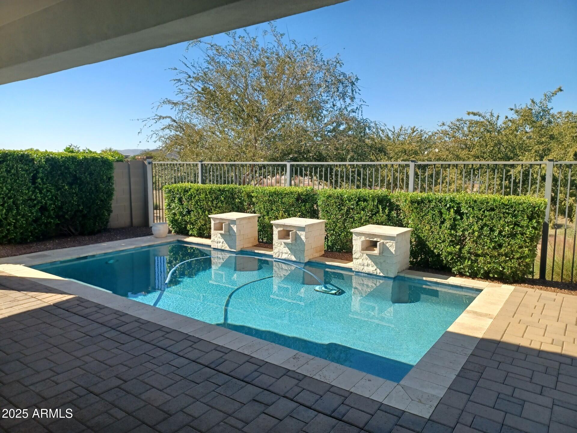 11640 N SAN CLEMENTE Street