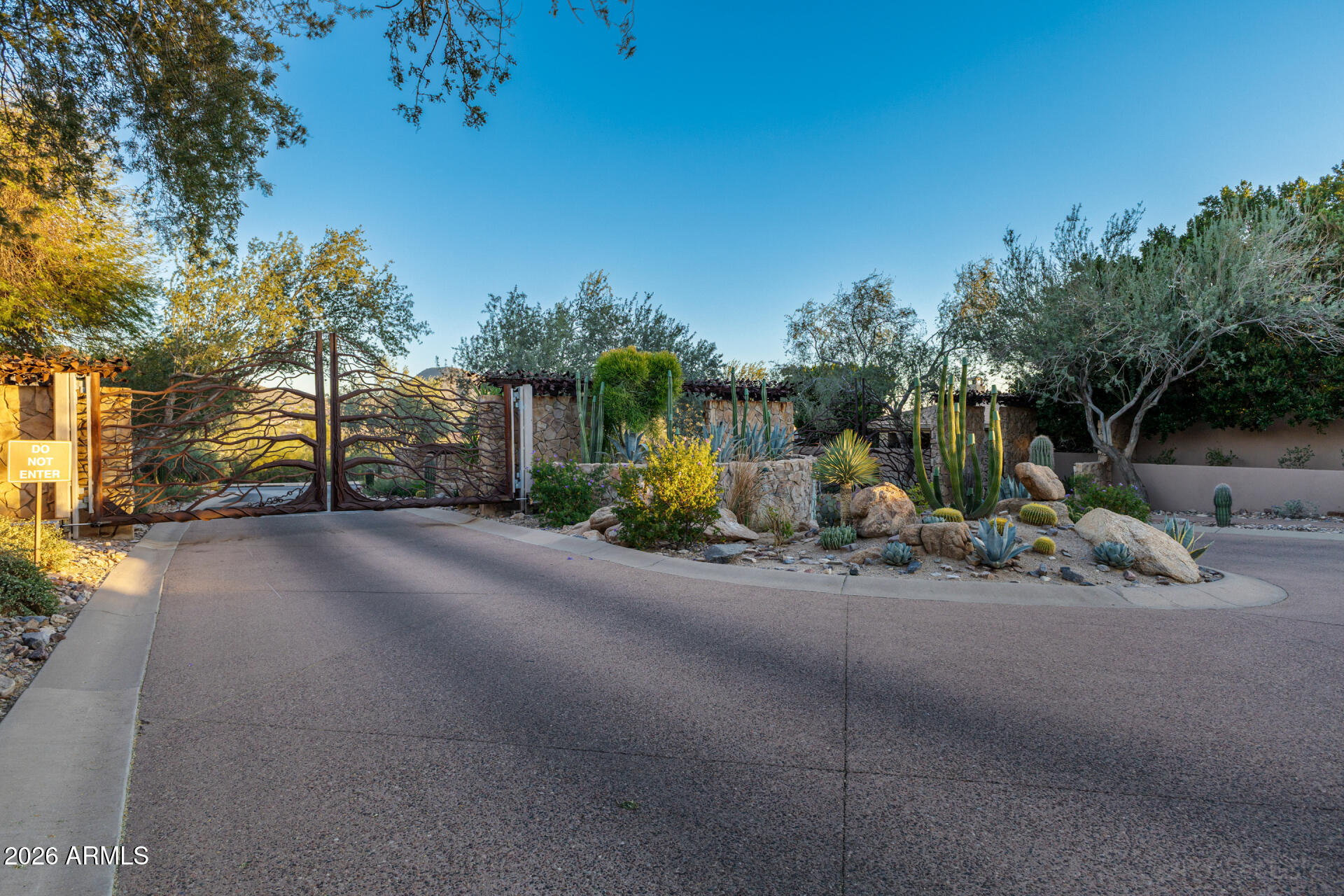 11146 E VERBENA Lane
