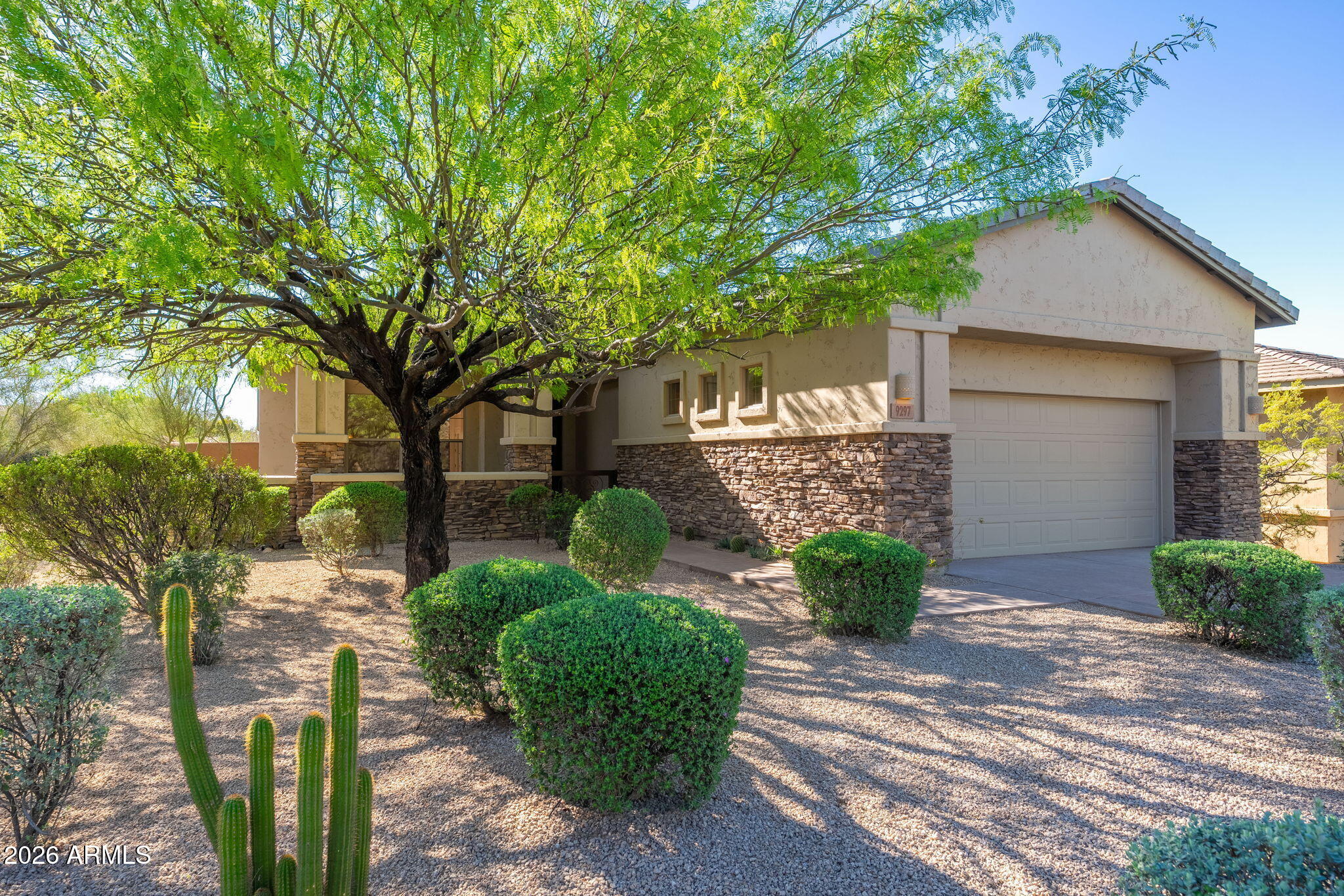 9297 E MOHAWK Lane