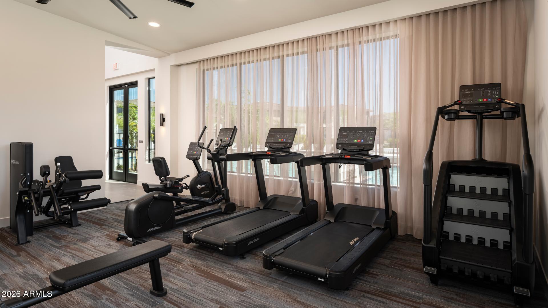 2121 W SONORAN DESERT Drive 123