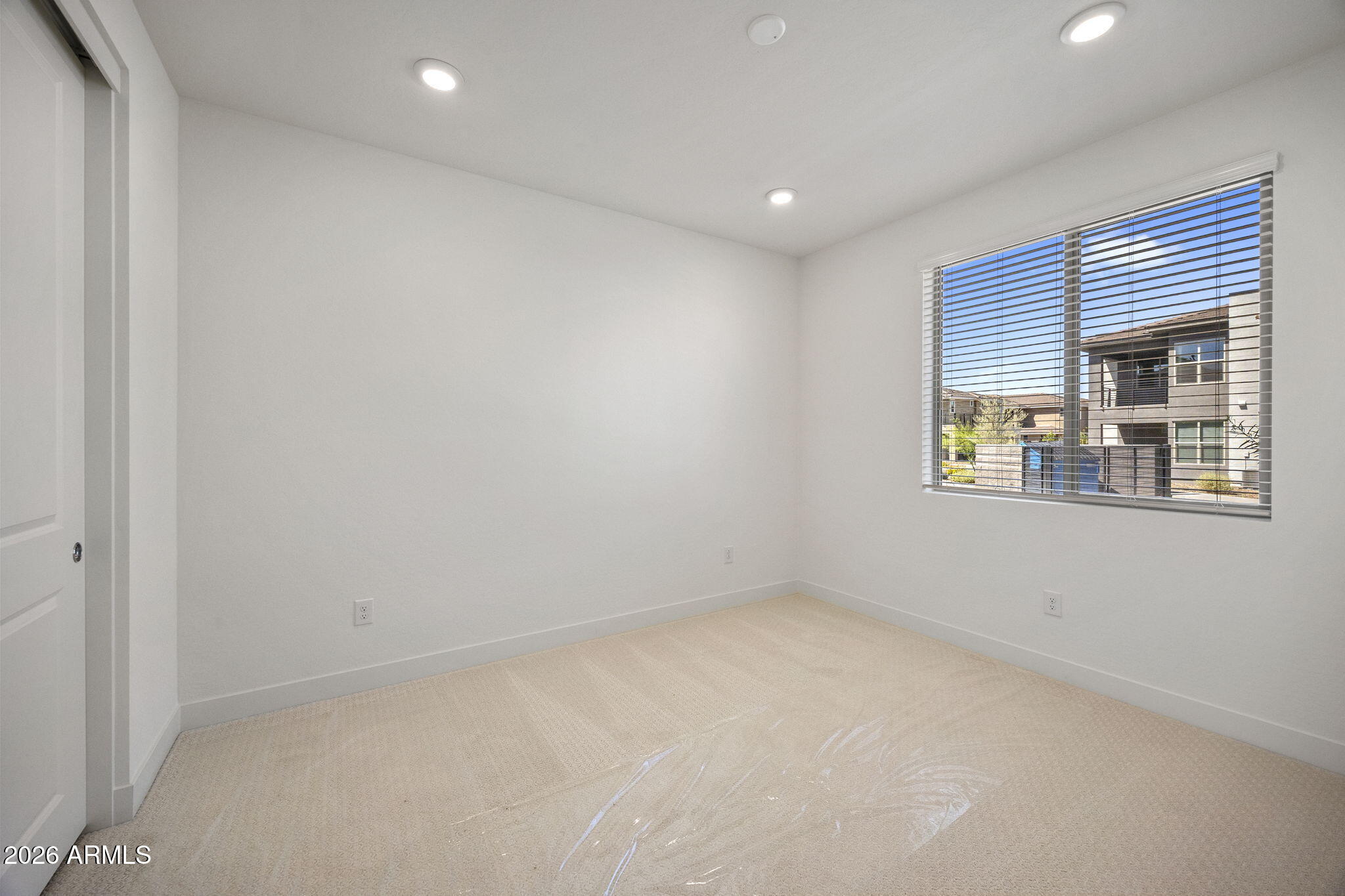 2121 W SONORAN DESERT Drive 123