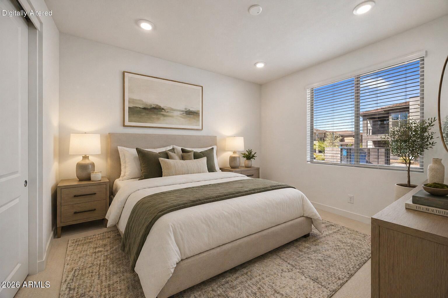 2121 W SONORAN DESERT Drive 123