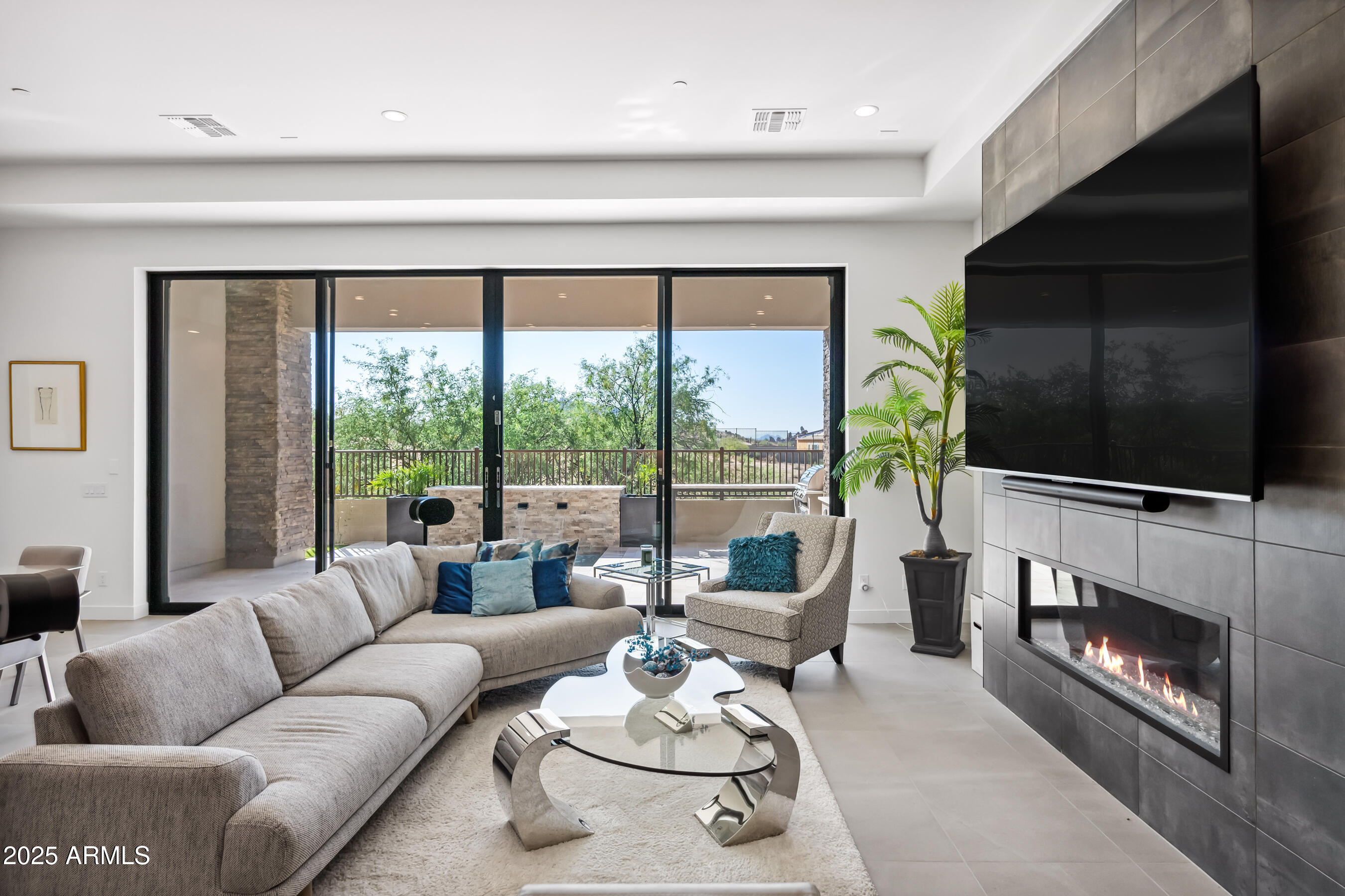12746 E Casitas Del Rio Drive