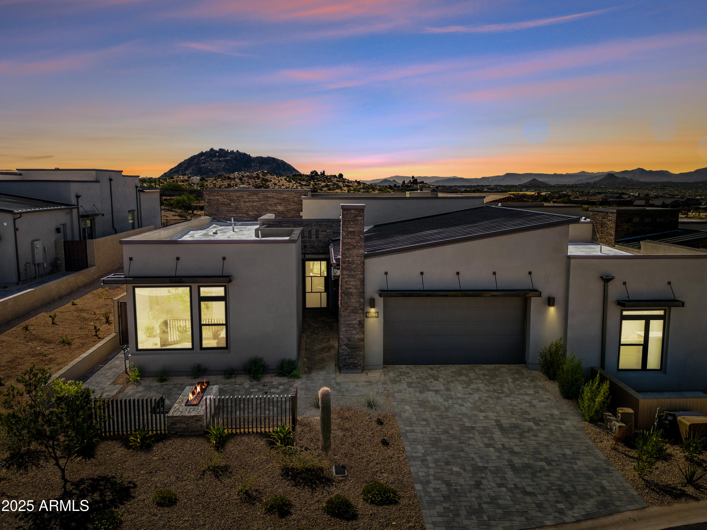 12746 E Casitas Del Rio Drive