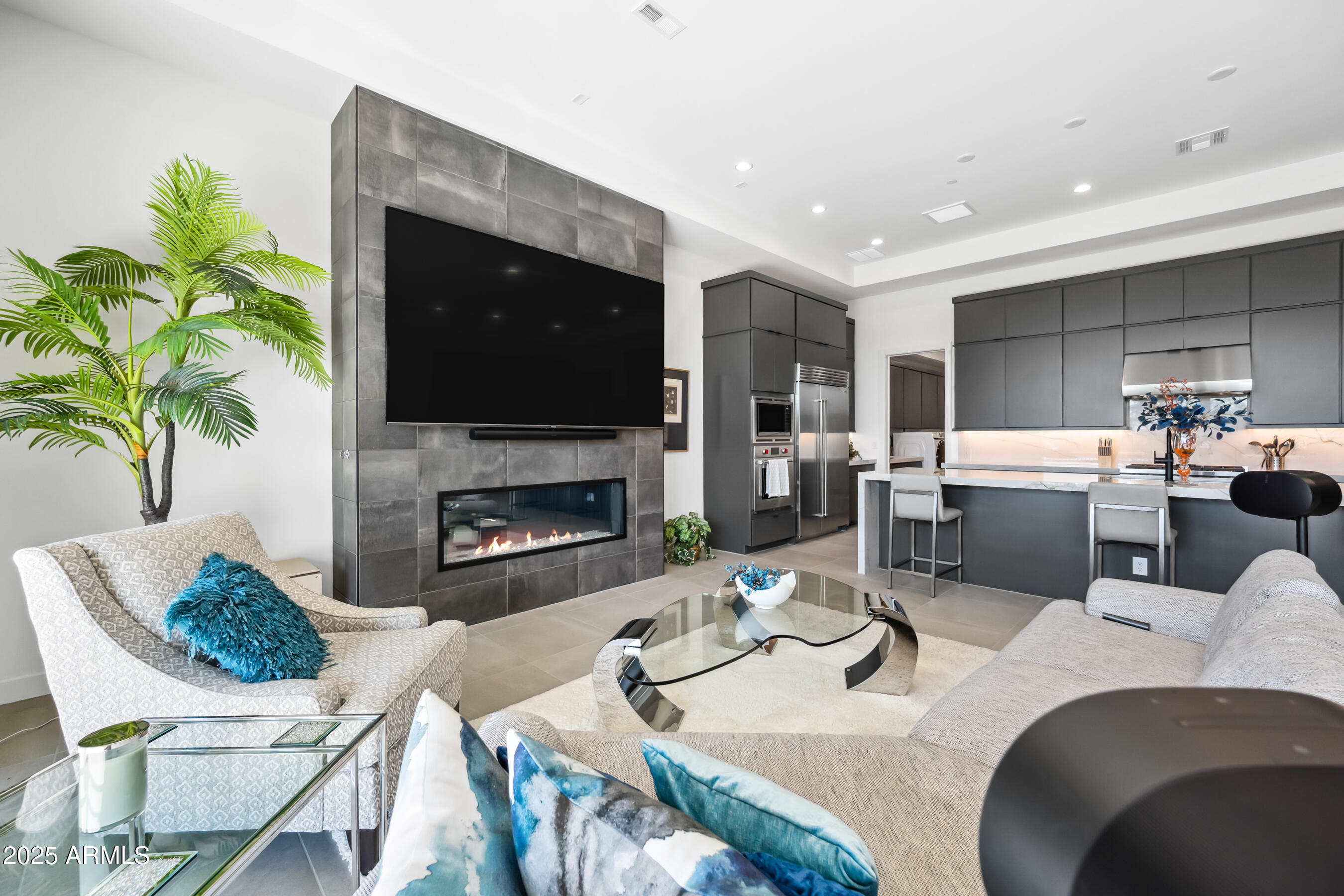 12746 E Casitas Del Rio Drive