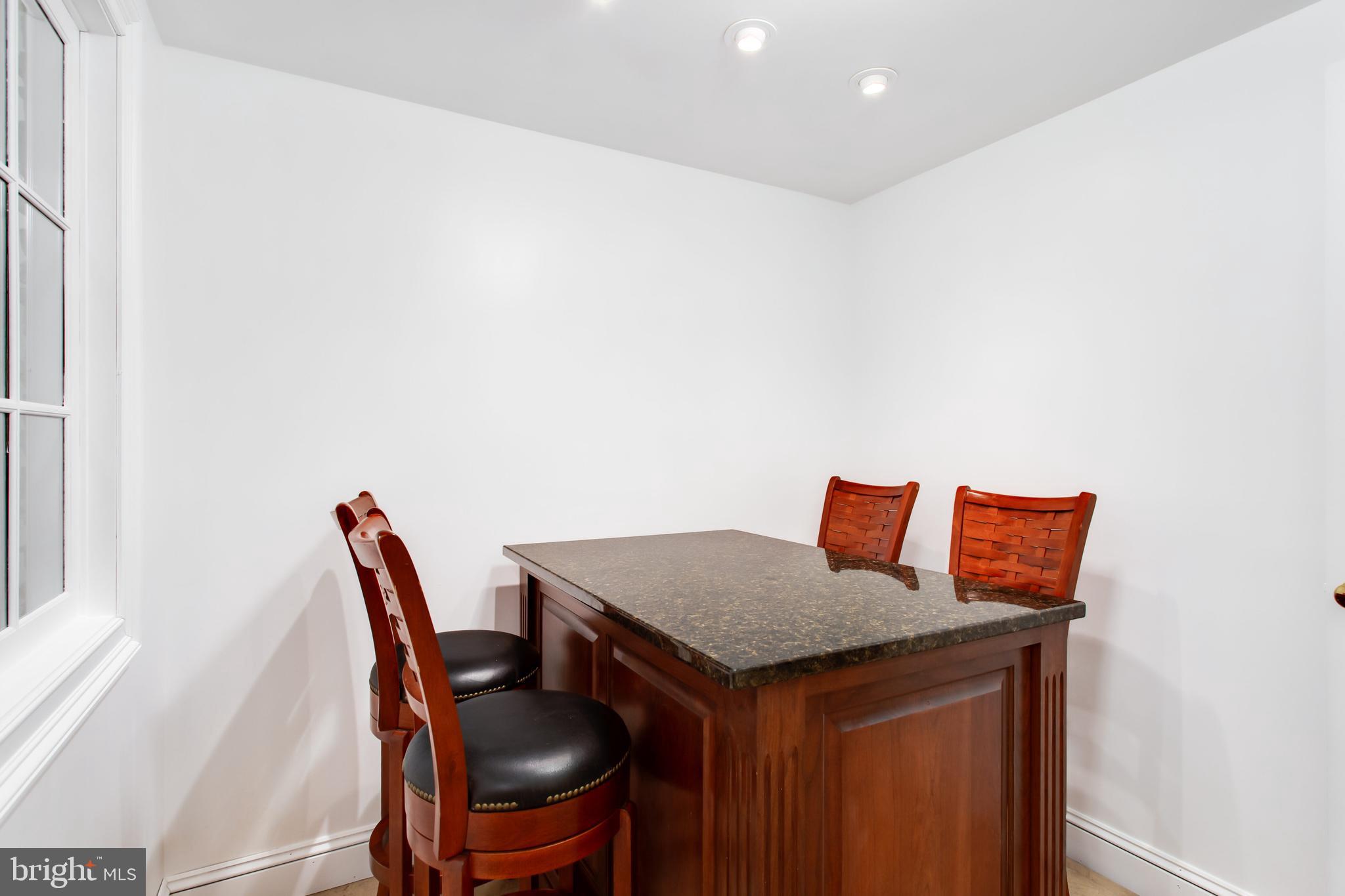 99 HUMMINGBIRD COURT