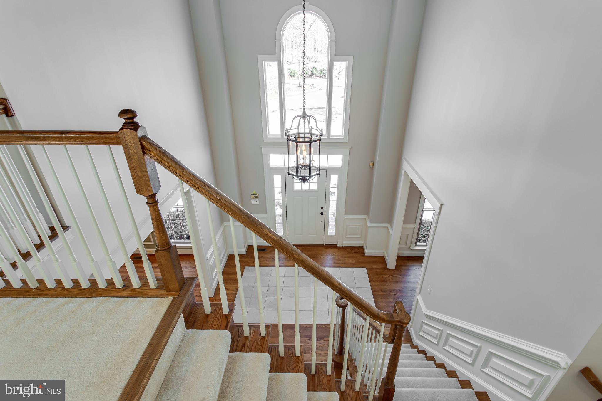 99 HUMMINGBIRD COURT