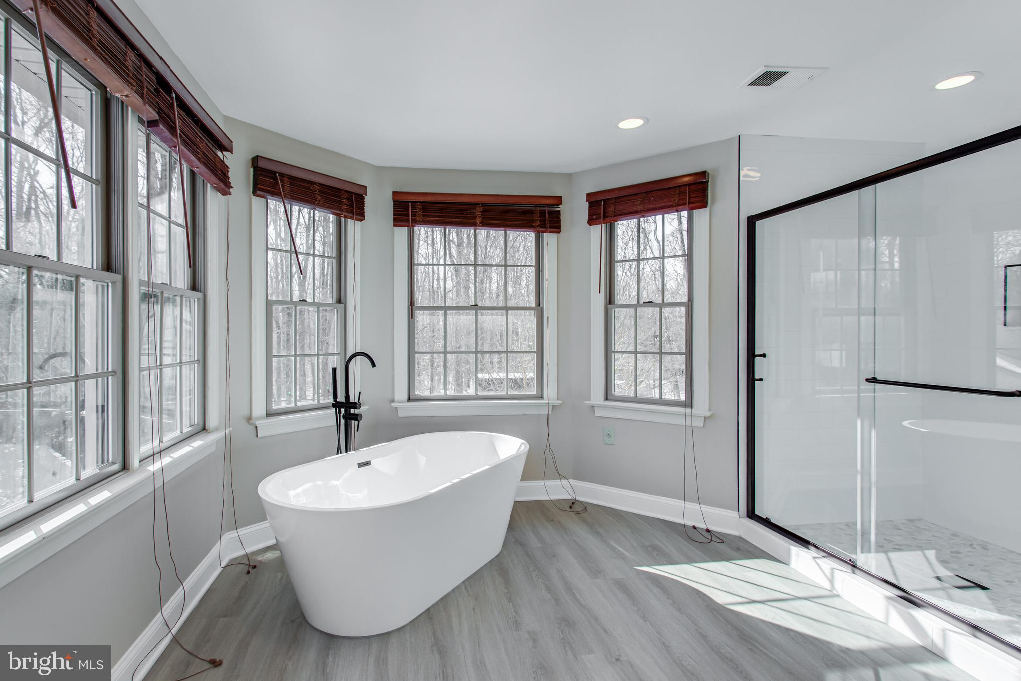 99 HUMMINGBIRD COURT