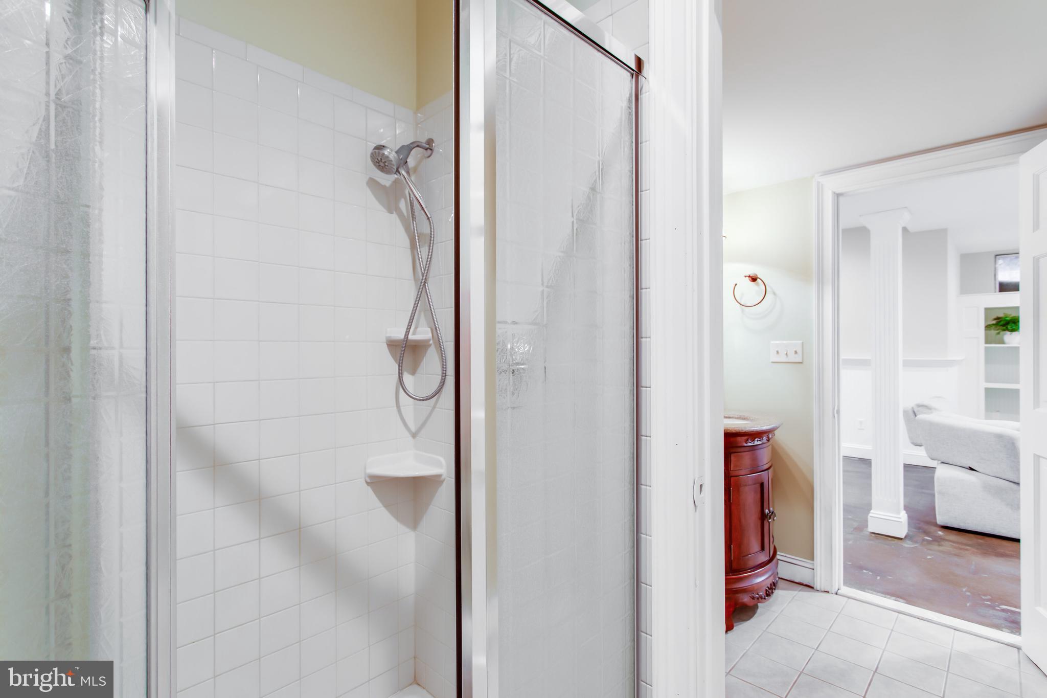 99 HUMMINGBIRD COURT