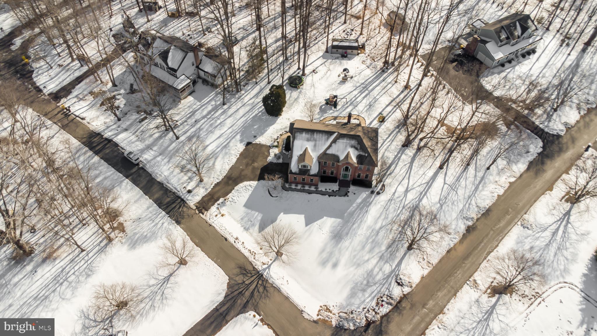 99 HUMMINGBIRD COURT