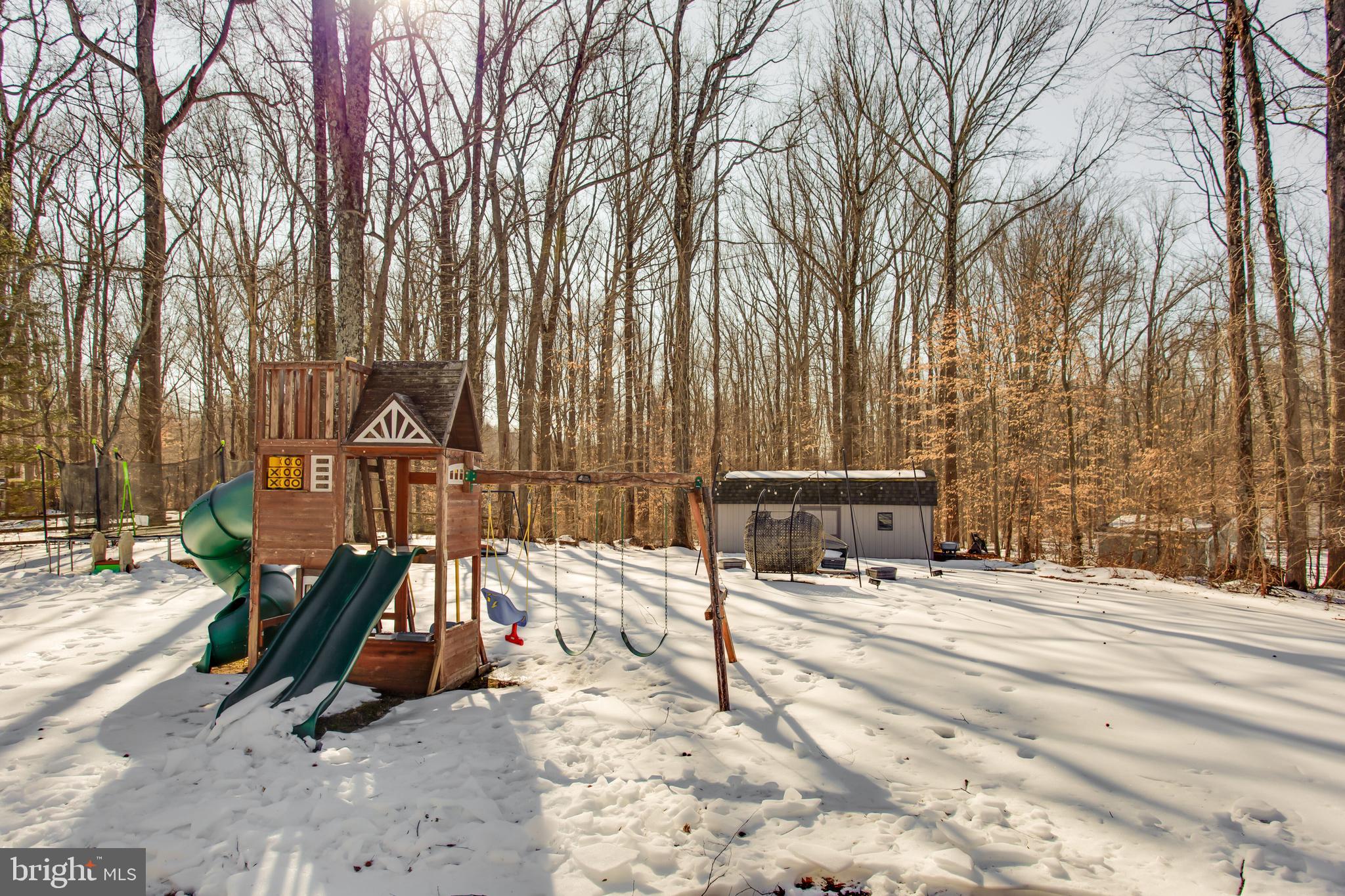 99 HUMMINGBIRD COURT