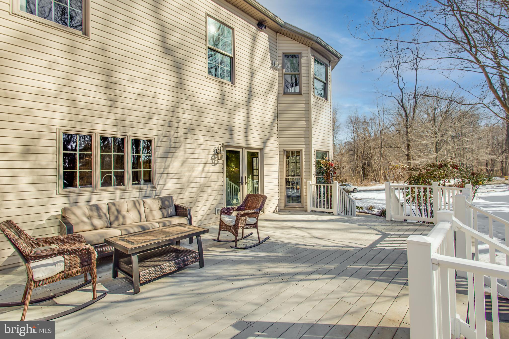 99 HUMMINGBIRD COURT