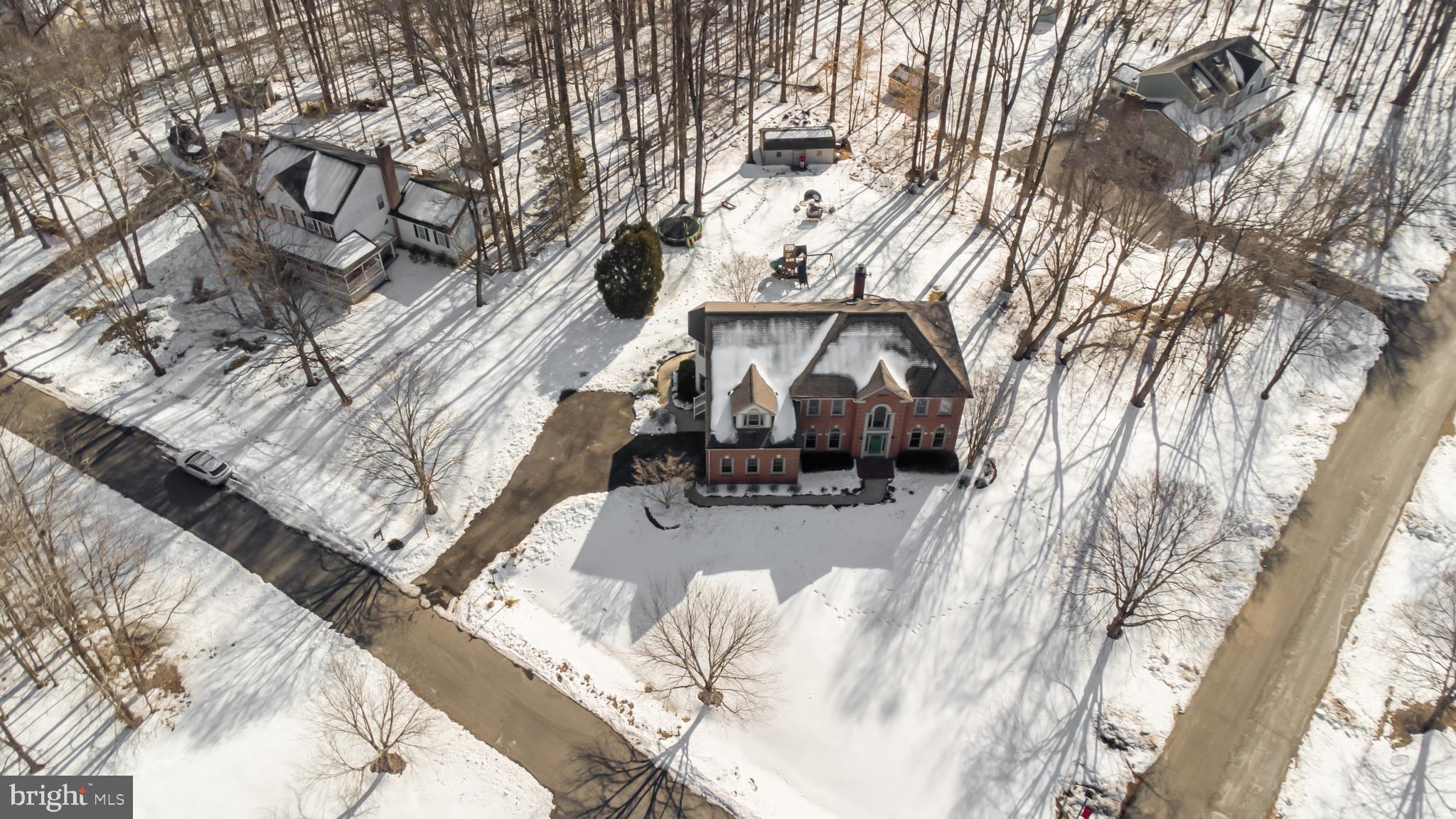 99 HUMMINGBIRD COURT